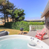 Отель High Tides Beach House, фото 18