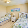 Отель Land's End 407 Building 11 Beachfront / End Unit /top Floor, фото 5