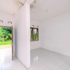 Отель Modern Look Studio At Graha Wishnu Guest House, фото 1