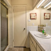 Отель Quiet Rental w/ Balcony: 14 Mi to Downtown Houston, фото 5