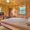 Отель Peaceful Spruce Pine Cabin on 8 Acres w/ 2 Decks!, фото 6