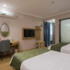 Отель GreenTree Inn Anhui Wuhu Yinhu North Road Fangte World Resort South Gate Business Hotel, фото 4