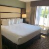 Отель Best Western Plus Vancouver Mall Dr. Hotel & Suites, фото 33