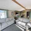 Отель Luxury 2-bed Holiday Lodge Near Bude & Widemouth, фото 3