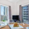 Отель Maison Privee - Stunning Apartment w/ Dubai Marina View, фото 5