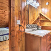 Отель Rustic Cabin w/ Screened Deck: 8 Mi to Dollywood, фото 6