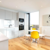 Отель Modern 2 bed for 4 Guests - 15 Mins to LDN Bridge!, фото 12