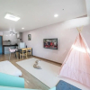 Отель Yeosu Romance Night Sea Pension Resort, фото 2