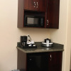 Отель Holiday Inn Express and Suites Springfield Medical District, an IHG Hotel, фото 34