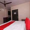 Отель Jaypee Studios by OYO Rooms, фото 6