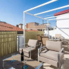 Отель Center-2Br, 2Ba-Attic-Terrace,View, Wi-Fi, A/C, фото 42