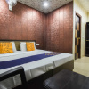 Отель SPOT ON 66660 RS Guest House, фото 1