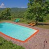 Отель Magnificent Farmhouse in Lucignano With Swimming Pool, фото 6