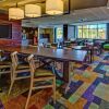 Отель Fairfield Inn & Suites by Marriott Jackson, фото 11