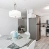 Отель Wisteria Unit A - 2 Br Townhouse, фото 10