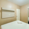 Отель Modern Look 2Br At Springlake Summarecon Bekasi Apartment, фото 4