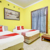 Отель OYO 94009 Homestay Ndalem Kademangan, фото 2