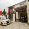 Отель RedDoorz Syariah near Jam Gadang Bukittinggi 2, фото 15