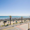 Отель Two Bedroom Mouille Point Apartment Walking Distance to Restaurants Atlantic Views, фото 13