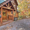 Отель Smoky Mountain Log Cabin: 7 Mi to Gatlinburg!, фото 1