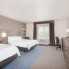 Отель Holiday Inn Express & Suites Manhattan, an IHG Hotel, фото 7