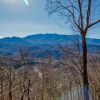 Отель Black Bear Lookout 2 Bedroom Home by Redawning, фото 5