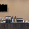 Отель Travelodge By Wyndham Whittier, фото 4