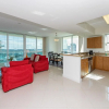 Отель Global Luxury Suites at One Broadway, фото 10