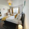 Отель 3 bed duplex flat, free WIFI & Netflix, Ideal for contractors, фото 3