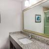 Отель La Quinta Inn & Suites by Wyndham St. Paul-Woodbury, фото 10