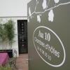 Отель Au 10 Bed & Breakfast в Люизан