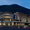 Отель Kande Grand Land Hotel, фото 1