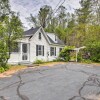 Отель Modern Home ~ 2 Mi to Cranmore Mountain Resort!, фото 18