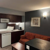 Отель BlissPoint Inn & Suites, фото 10