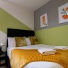 Отель Impeccable 2-bed Apartment in Gateshead, фото 2
