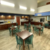 Отель Baymont Inn & Suites by Wyndham Swanton/Toledo Airport, фото 11