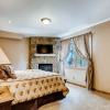 Отель Private Hot Tub & Walking Distance To Gondola-4br Sleeps 14 4 Bedroom Home, фото 2