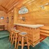 Отель Soaring Pines Lodge 1 Bedroom Home by NW Comfy Cabins by Redawning, фото 21