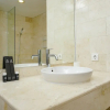 Отель Modern and Stylish 2BR at The Empyreal Apartment, фото 10