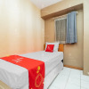 Отель RedLiving Apartemen Gateway Cicadas - DB Room, фото 6