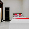 Отель OYO 90505 Pondok Karenda, фото 8