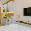 Отель Cozy Stay Studio Apartment At B Residence Near Aeon Mall, фото 5