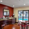 Отель Red Roof Inn And Suites Middletown - Franklin, фото 12