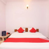 Отель OYO 14185 Laxmi Yellow Guest House, фото 8