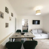 Отель Gower Hideaway - 2 Bed Apartment - Ocean Breeze, фото 12