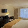 Отель Rodeway Inn & Suites Fll Airport - Cruise Port, фото 29