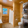 Отель Armstrong Luxury Log Vacation  At Windcliff 4 Bedroom Home by RedAwning, фото 15