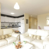 Отель Comfortable 2-bedroom apartment near the beach, фото 4