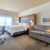 Отель Holiday Inn & Suites Cedar Falls - Waterloo Event Ctr, an IHG Hotel, фото 7