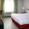 Отель Comfort Inn & Suites, фото 3